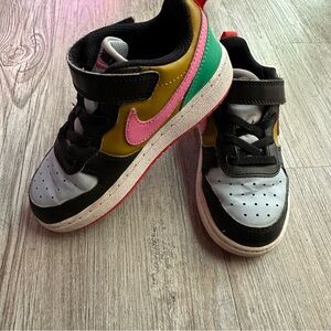 Nike court borough sneakers